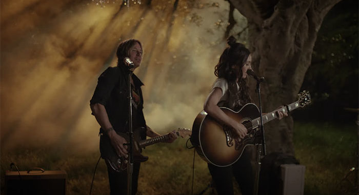 ‘Love Songs Ain’t For Us’ – Amy Shark ft Keith Urban