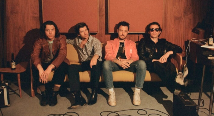 Arctic Monkeys ‘There’d Better Be A Mirrorball’