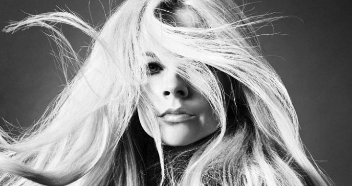 Avril Lavigne announces ‘Head Above Water’ tour 2020