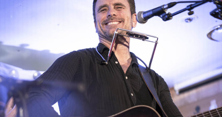 Charles Esten: ‘Sweet Summer Saturday Night’