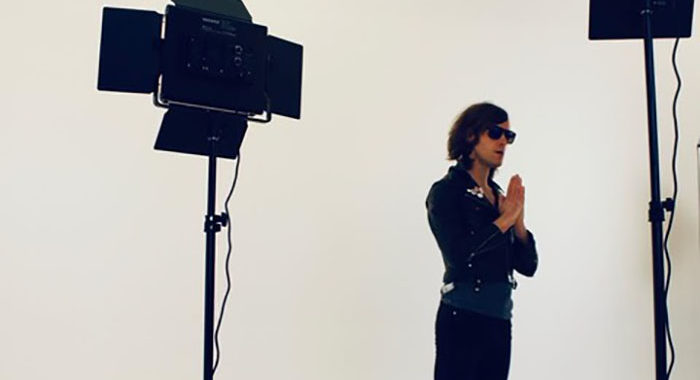 DARLING BOY releases new single ‘Golden Number’.