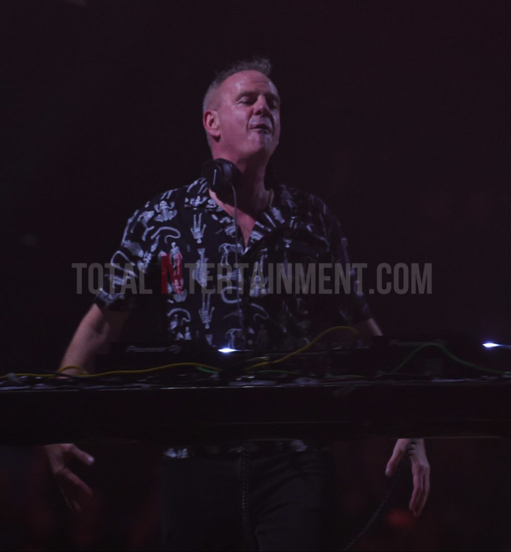 Fatboy Slim, Stephen Farrell, Review, TotalNtertainment, Music,