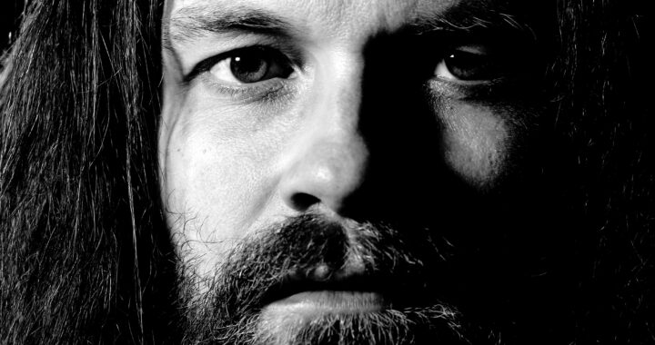 Fyfe Dangerfield releases new single ‘Shook’