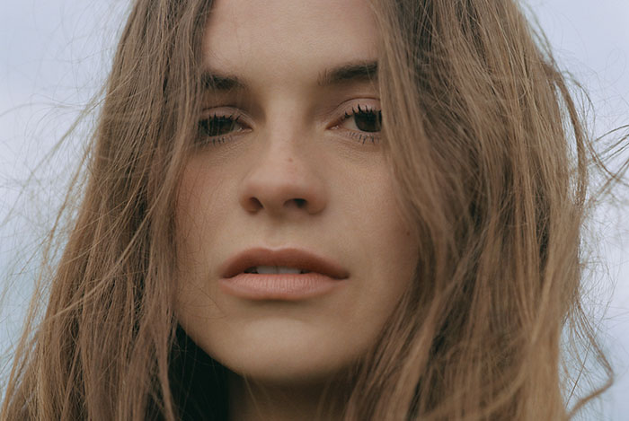 Gabrielle Aplin, Music News, New Single, Call Me, TotalNtertainment