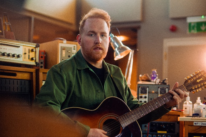 Gavin James, Sober, Music, New Single, TotalNtertainment