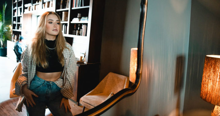 Gillian Heidi Shares New Single “Desperate”