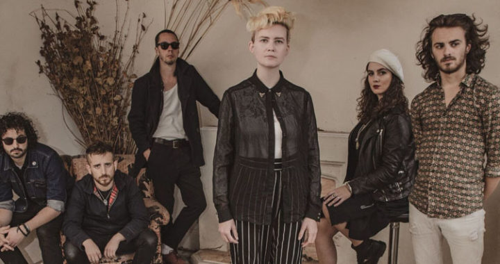 Holy Moly & The Crackers Bring new material to Manchester