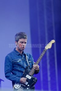 Noel Gallagher, Scarborough Open Air Theatre, Jo Forrest, review, TotalNtertainment, Live event