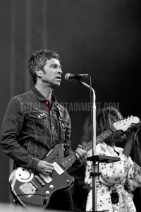 Noel Gallagher, Scarborough Open Air Theatre, Jo Forrest, review, TotalNtertainment, Live event