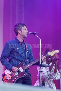 Noel Gallagher, Scarborough Open Air Theatre, Jo Forrest, review, TotalNtertainment, Live event