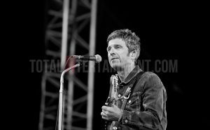 Noel Gallagher, Scarborough Open Air Theatre, Jo Forrest, review, TotalNtertainment, Live event