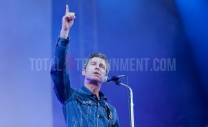 Noel Gallagher, Scarborough Open Air Theatre, Jo Forrest, review, TotalNtertainment, Live event