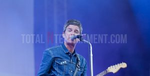 Noel Gallagher, Scarborough Open Air Theatre, Jo Forrest, review, TotalNtertainment, Live event