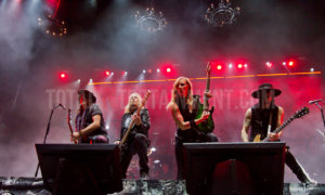 Alice Cooper, TotalNtertainment, Review, Music, Jo Forrest, Leeds, First Direct Arena