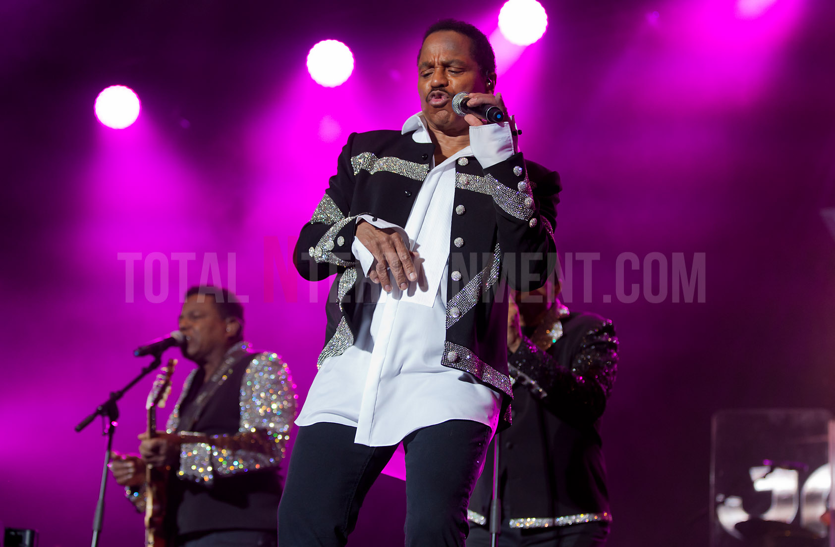 The Jacksons, Rewind, Festival, Jo Forrest, Review, TotalNtertainment