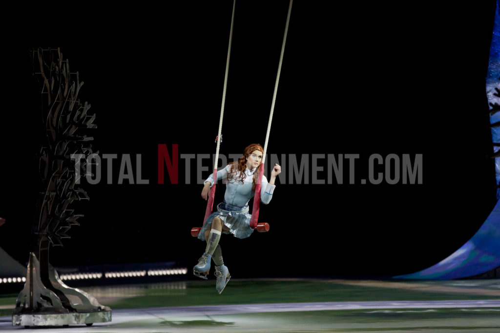Cirque Du Soleil, Crystal, Sheffield, Review, Jo Forrest, TotalNtertainment, Theatre
