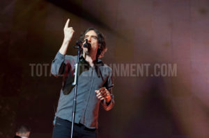 Snow Patrol, Leeds, First Direct Arena, Review, Jo Forrest, TotalNtertainment