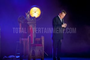 Suggs, theatre, comedy, totalntertainment, What a King Cnut, Jo Forrest