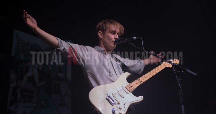 Sam Fender Kicks off UK tour with Sold-Out Date in Manchester