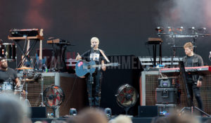 Nina Nesbitt, Scarborough, Review, TotalNtertainment, Music, Open Air Theatre, Jo Forrest