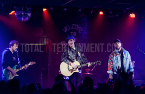 Busted, Brudenell Club, Leeds, Jo Forrest, Review, TotalNtertainment