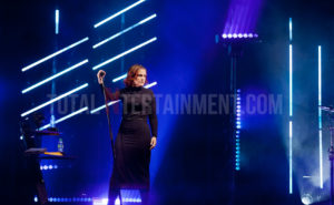 Alison Moyet, Tour, Review, Leeds, First Direct Arena, Jo Forrest, TotalNtertainment