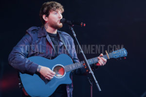 James Arthur, York, Jo Forrest, Review, York Races, TotalNtertainment