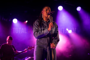 Grace Carter, Manchester, Review, TotalNtertainment, Christopher Ryan