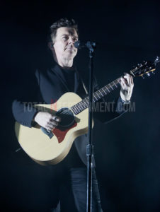 Rick Astley, Leeds, First Direct Arena, Jo Forrest, Review, Tour, TotalNtertainment