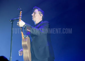 Rick Astley, Leeds, First Direct Arena, Jo Forrest, Review, Tour, TotalNtertainment