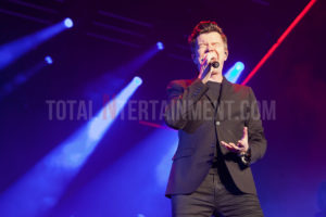 Rick Astley, Leeds, First Direct Arena, Jo Forrest, Review, Tour, TotalNtertainment