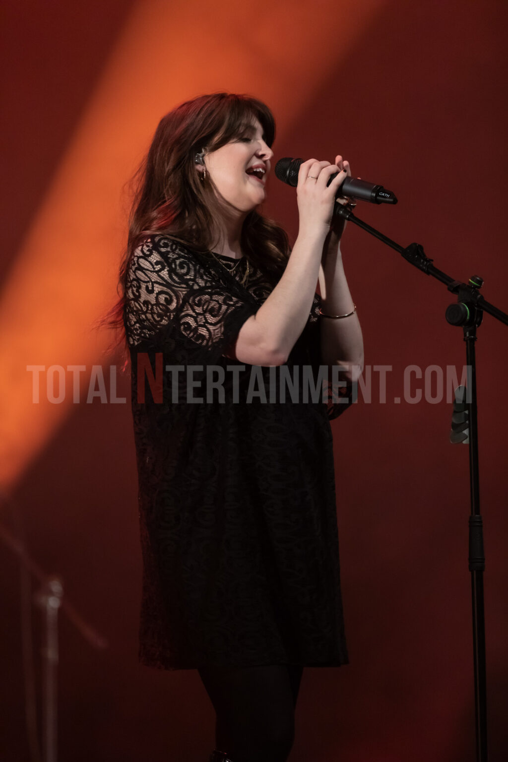 Jo Forrest, Live Event, Music Photography, Totalntertainment, Ward Thomas, York Barbican,