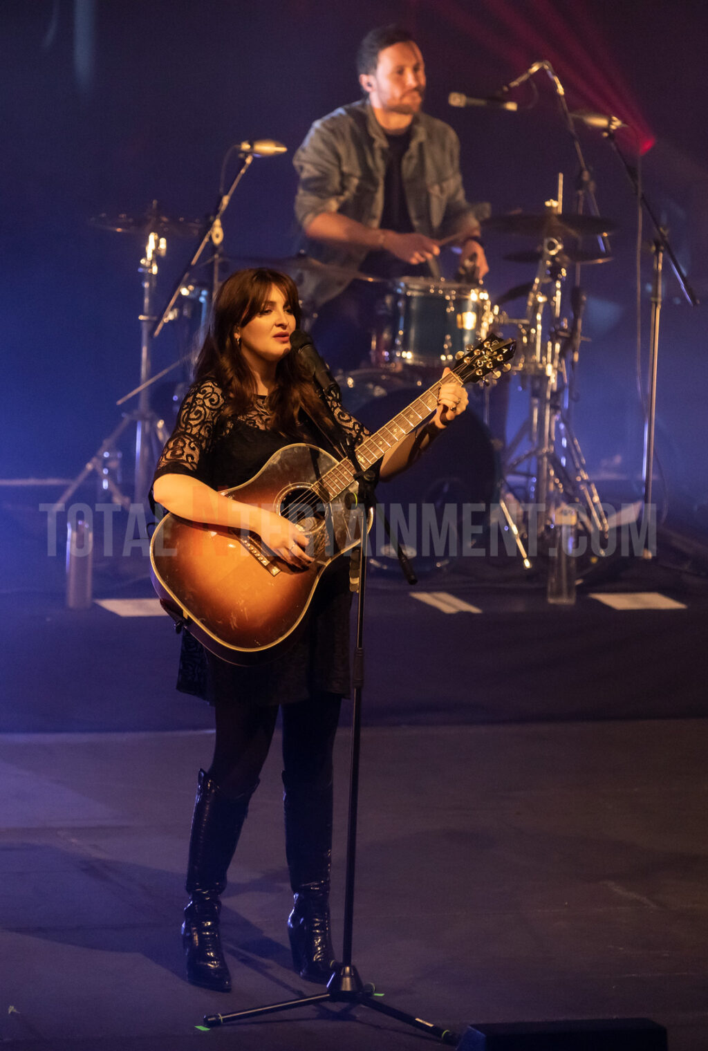 Jo Forrest, Live Event, Music Photography, Totalntertainment, Ward Thomas, York Barbican,