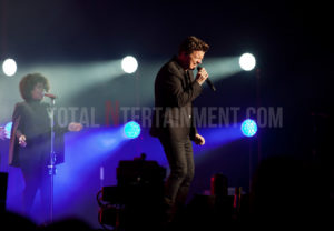 Rick Astley, Leeds, First Direct Arena, Jo Forrest, Review, Tour, TotalNtertainment