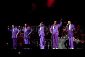 The Temptations, Leeds, First Direct Arena, Jo Forrest, review, TotalNtertainment