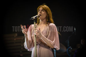 Florence & The Machine, Manchester, TotalNtertainment, Review, Chris Ryan