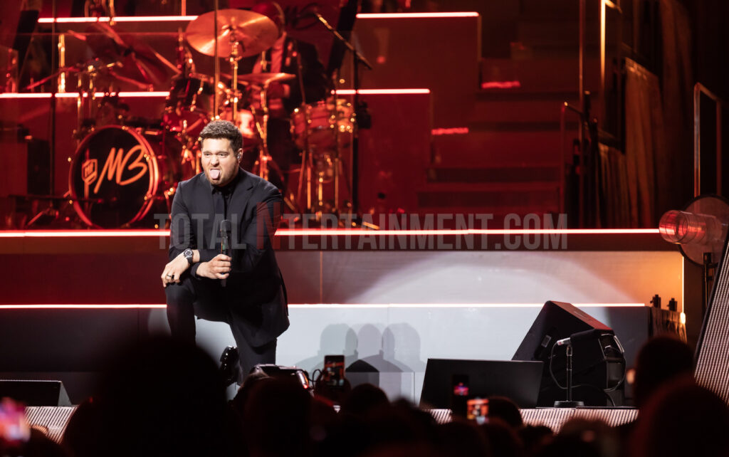 Michael Bublé, Music News, Live, First Direct Arena, Jo Forrest, TotalNtertainment, Music Photography