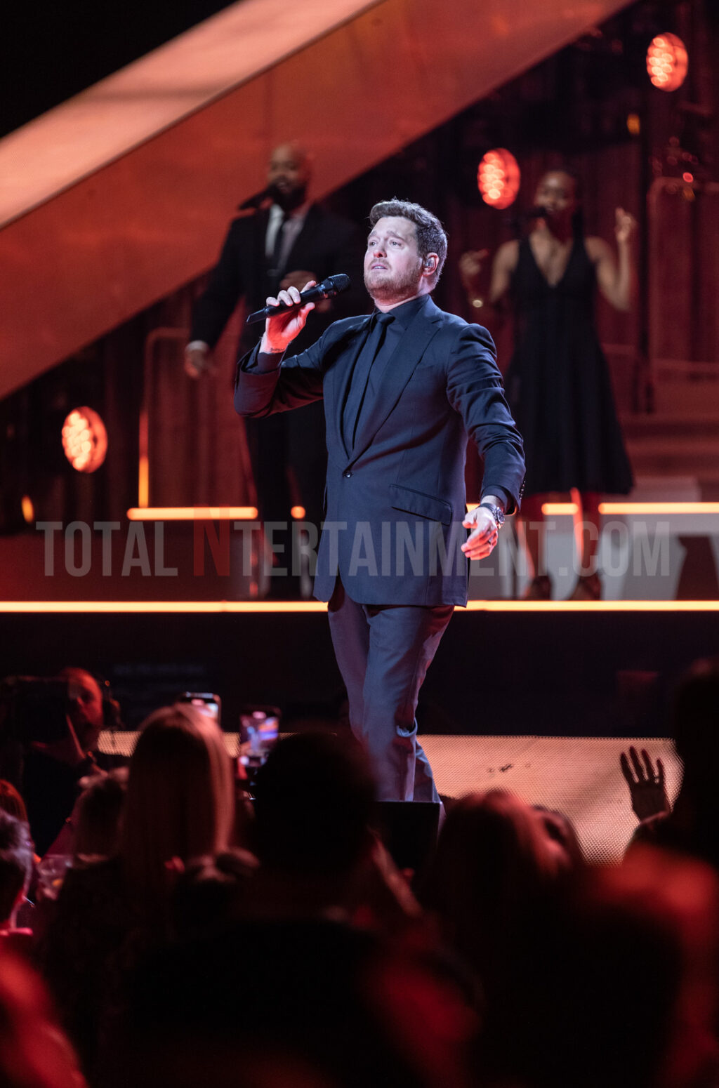 Michael Bublé, Music News, Live, First Direct Arena, Jo Forrest, TotalNtertainment, Music Photography