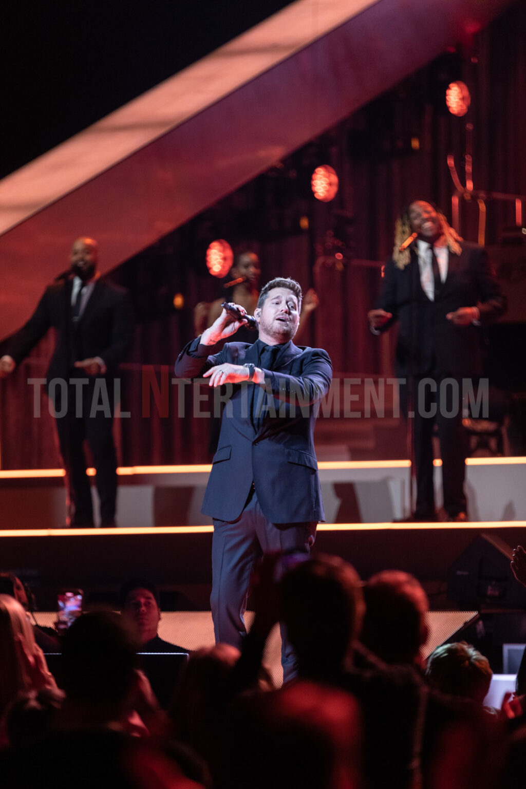 Michael Bublé, Music News, Live, First Direct Arena, Jo Forrest, TotalNtertainment, Music Photography