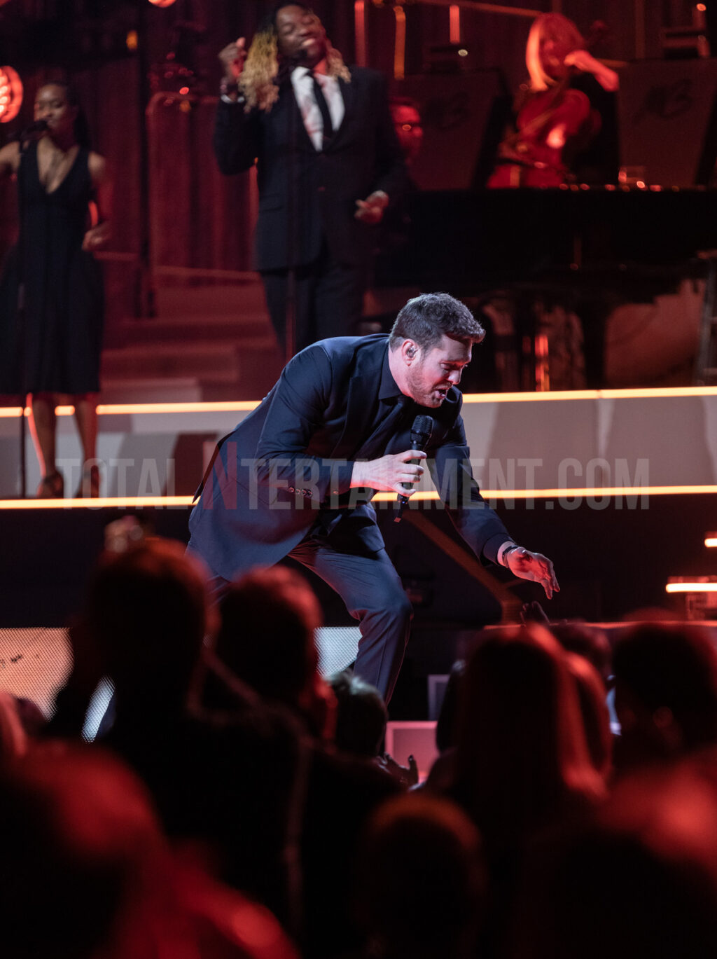 Michael Bublé, Music News, Live, First Direct Arena, Jo Forrest, TotalNtertainment, Music Photography
