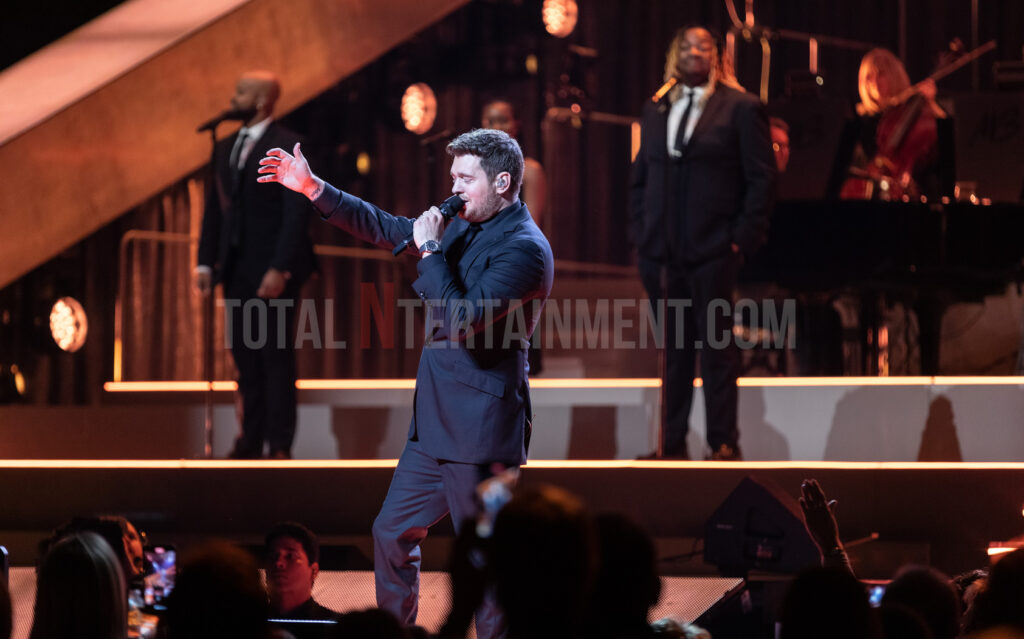 Michael Bublé, Music News, Live, First Direct Arena, Jo Forrest, TotalNtertainment, Music Photography