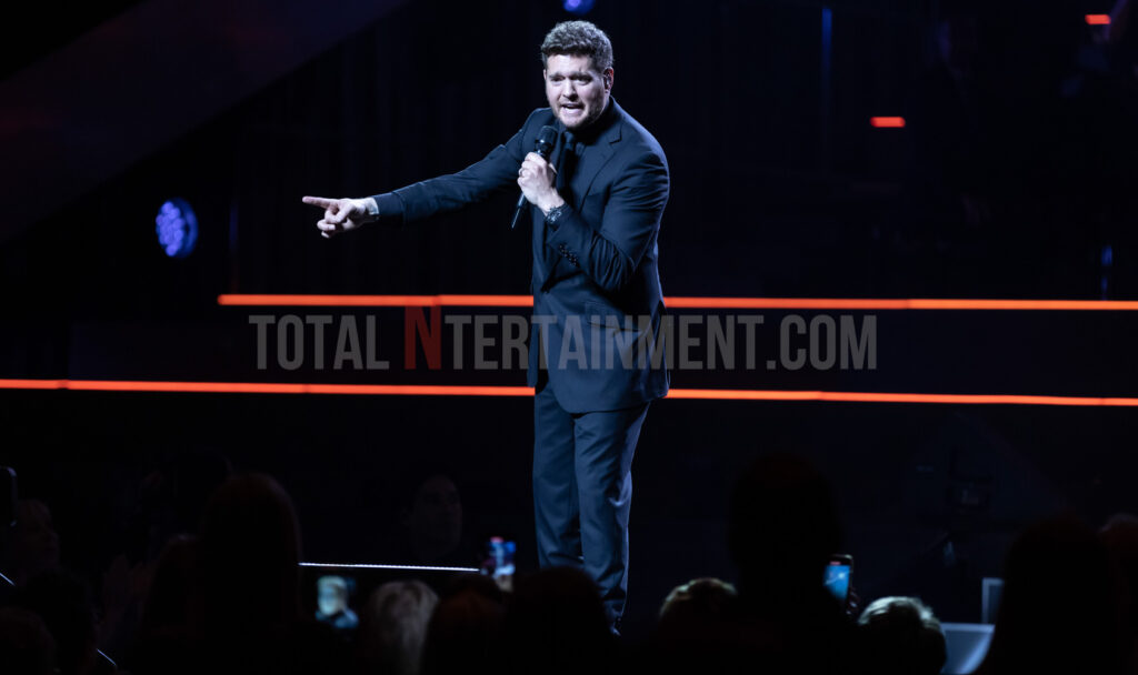 Michael Bublé, Music News, Live, First Direct Arena, Jo Forrest, TotalNtertainment, Music Photography