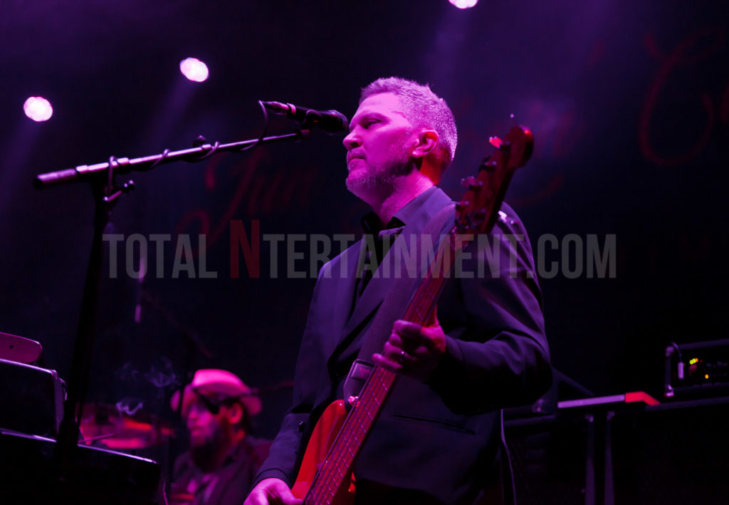 Fun Lovin Criminals, Leeds, O2 Academy, Jo Forrest, review, TotalNtertainment