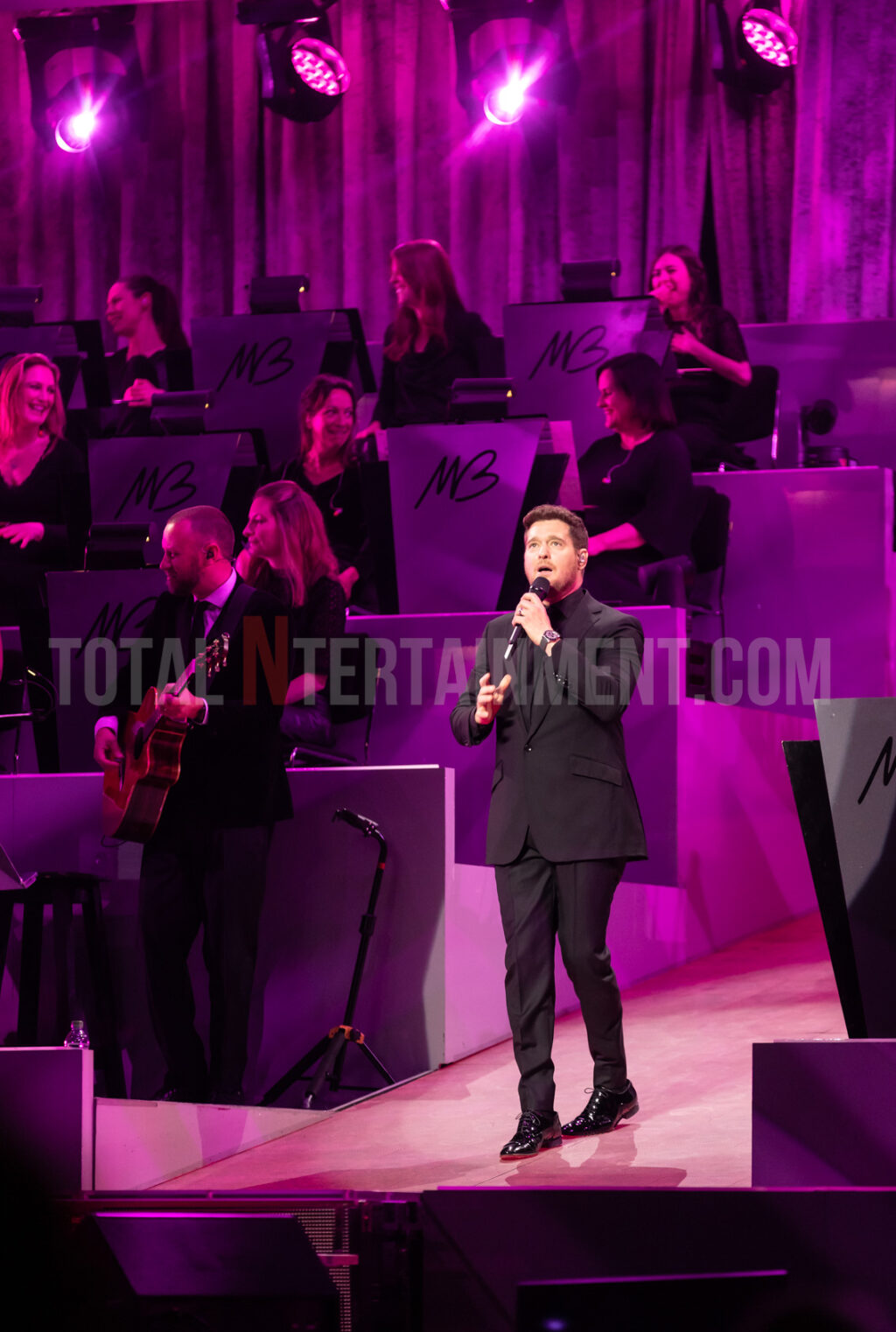 Michael Bublé, Music News, Live, First Direct Arena, Jo Forrest, TotalNtertainment, Music Photography