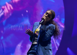 Alessia Cara, Review, Jo Forrest, TotalNtertainment, Leeds, Music, 