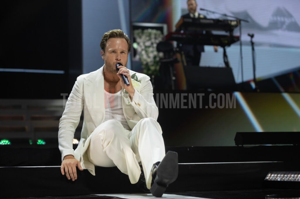 Jo Forrest, Live Event, Music Photography, Totalntertainment, Leeds, First Direct Arena, Olly Murs, Music Photography