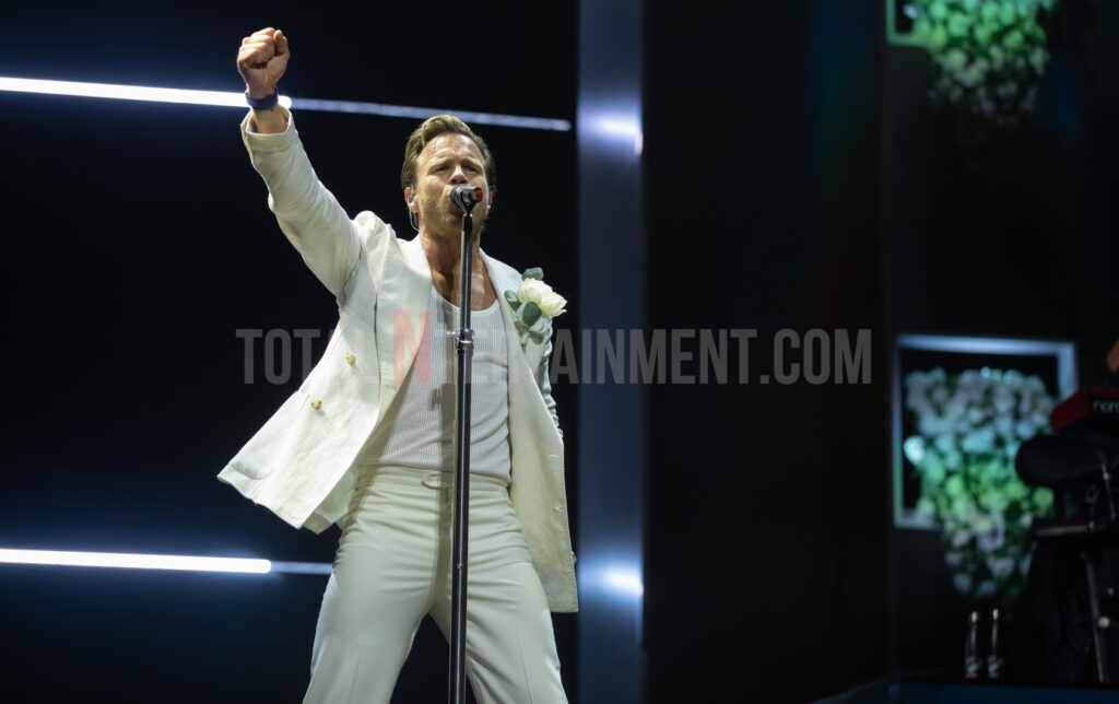 Jo Forrest, Live Event, Music Photography, Totalntertainment, Leeds, First Direct Arena, Olly Murs, Music Photography
