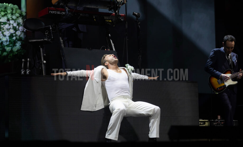 Jo Forrest, Live Event, Music Photography, Totalntertainment, Leeds, First Direct Arena, Olly Murs, Music Photography