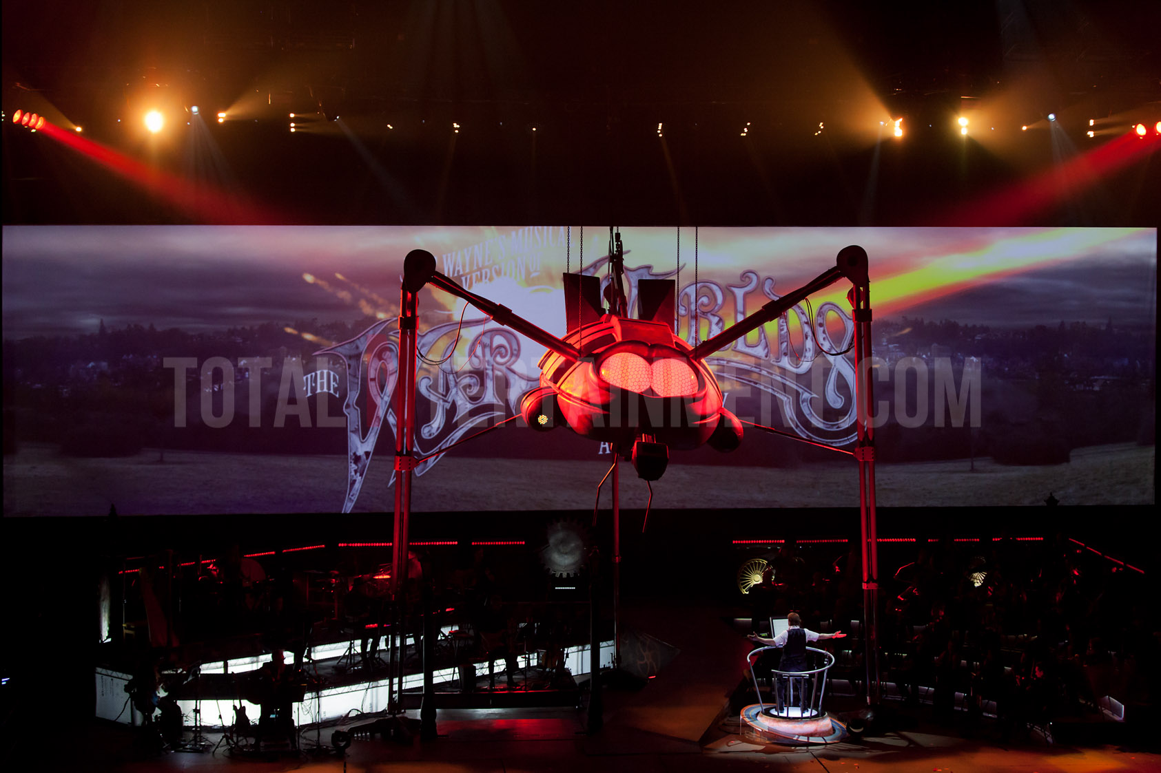 War of the Worlds, Jeff, Wayne, Musical, Leeds, First Direct Arena, Review, Jo Forrest, Graham Finney, TotalNtertainment
