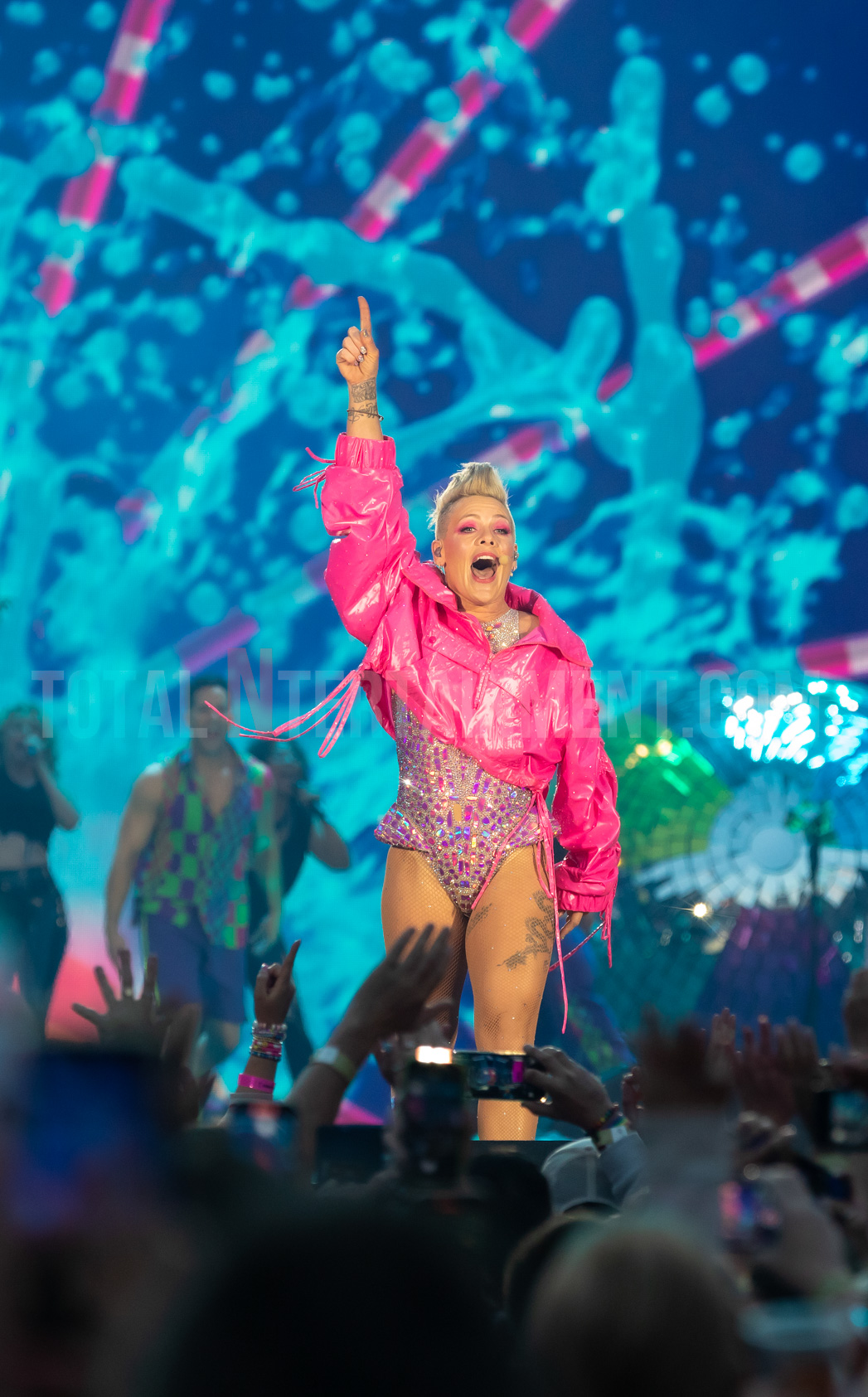 Jo Forrest, Live Event, Music Photography, Totalntertainment, P!nk, Music Photography, Bolton Stadium